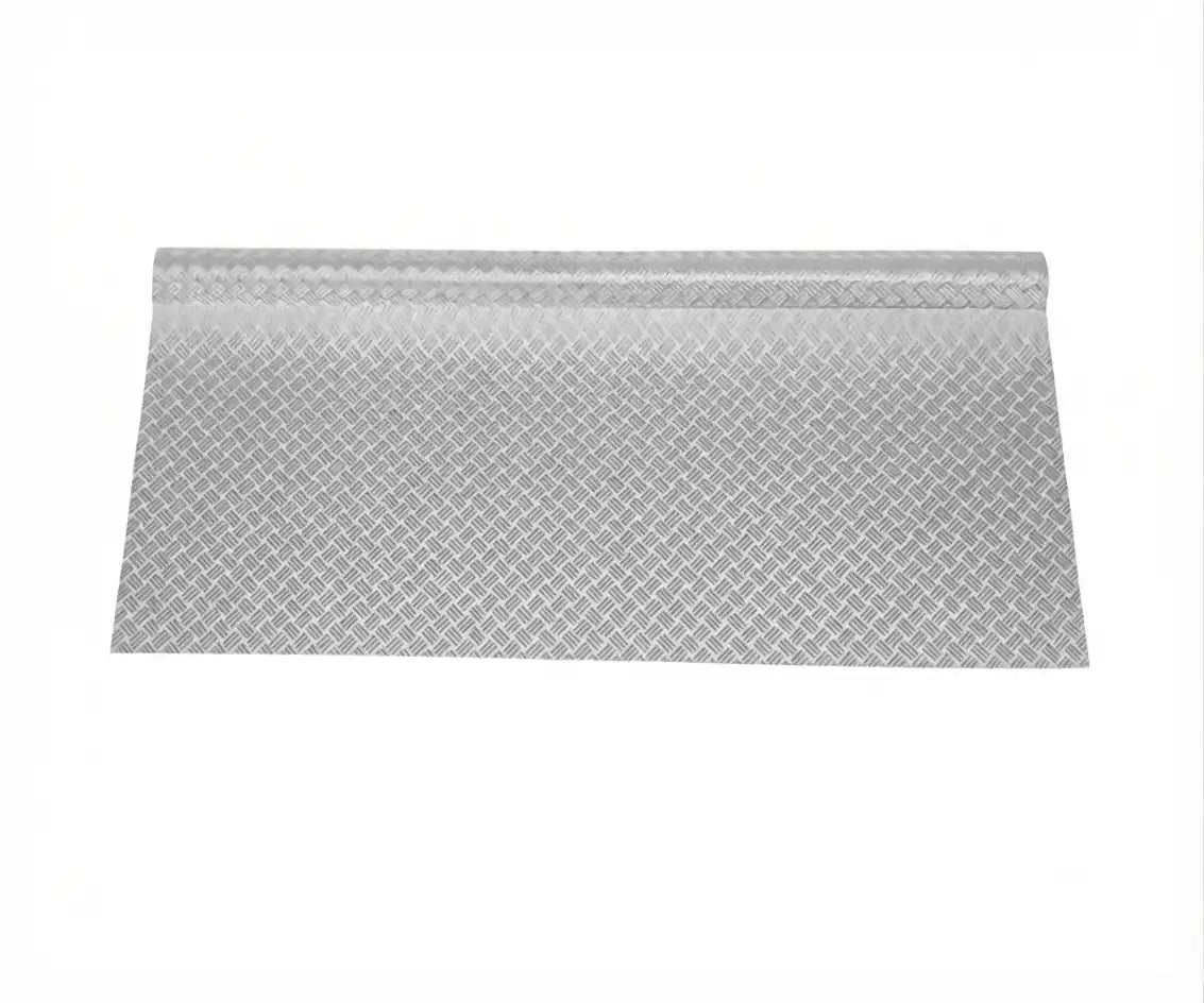 CM-PKY8899 Heavy-Duty Diamond-Tread Car Floor Mat – All-Weather Anti-Fatigue Liner