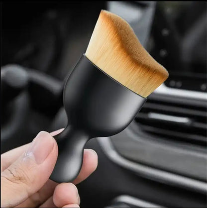 CLEANING BRUSH